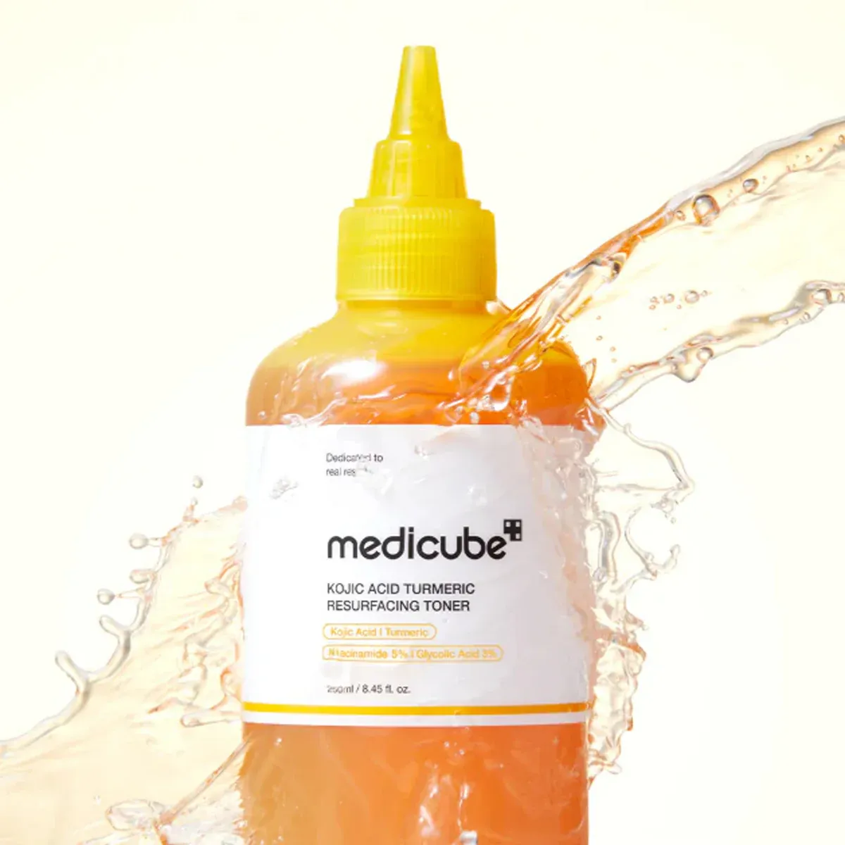 Отшелушивающий тонер для сияния кожи с койевой кислотой Medicube Kojic Acid Turmeric Resurfacing Toner Medicube Kojic Acid Turmeric Resurfacing Toner 2