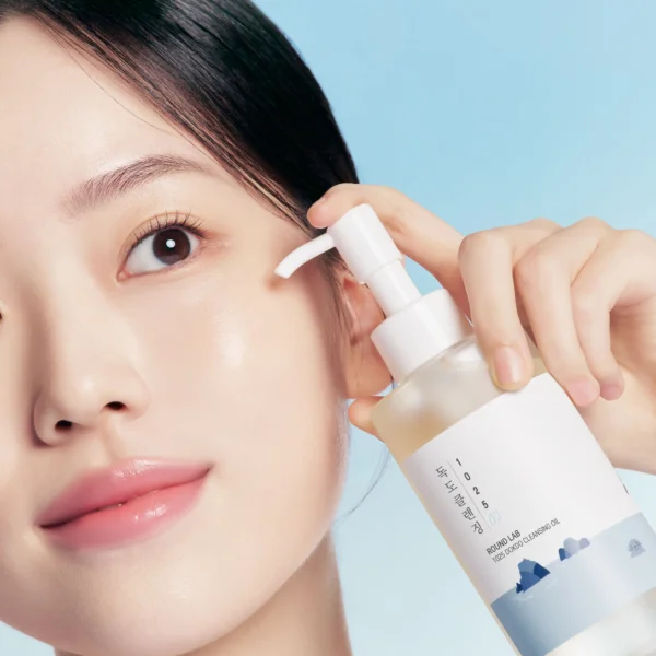 Round Lab 1025 Dokdo Cleansing Oil 2