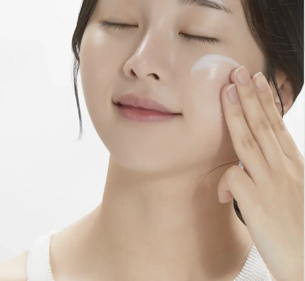 Молочко с микроиглами для снятия макияжа VT Cosmetics Reedle Shot Synergy Cleansing Milk VT Cosmetics Reedle Shot Synergy Cleansing Milk 2