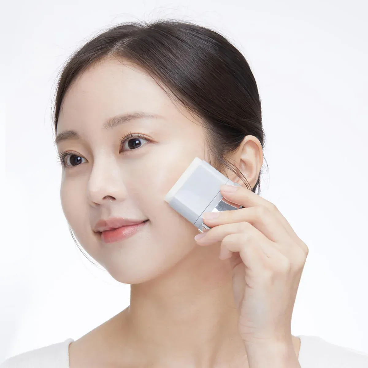 Стик-бальзам с ПДРН и пептидами VT Cosmetics PDRN Essence Stick Balm VT Cosmetics PDRN Essence Stick Balm 3