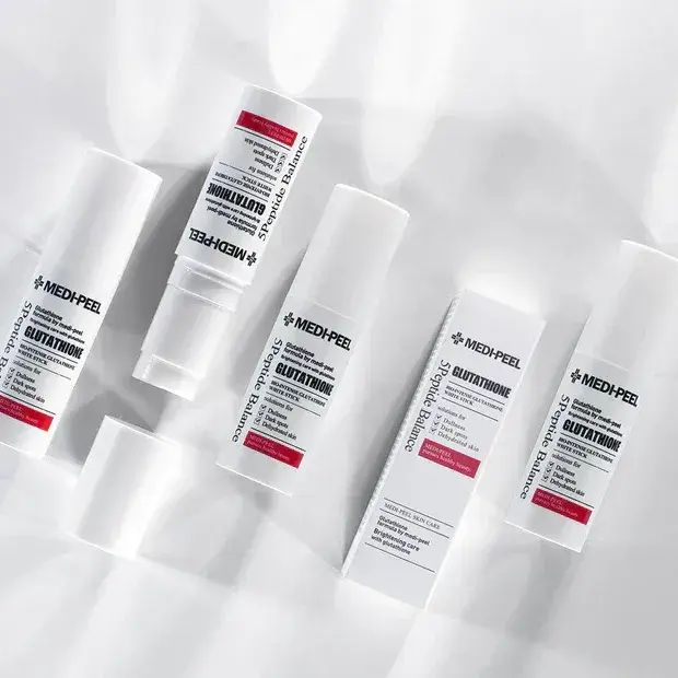 Осветляющий стик с глутатионом MEDIPEEL Bio-Intense Glutathione White Stick MEDIPEEL Bio-Intense Glutathione White Stick 3