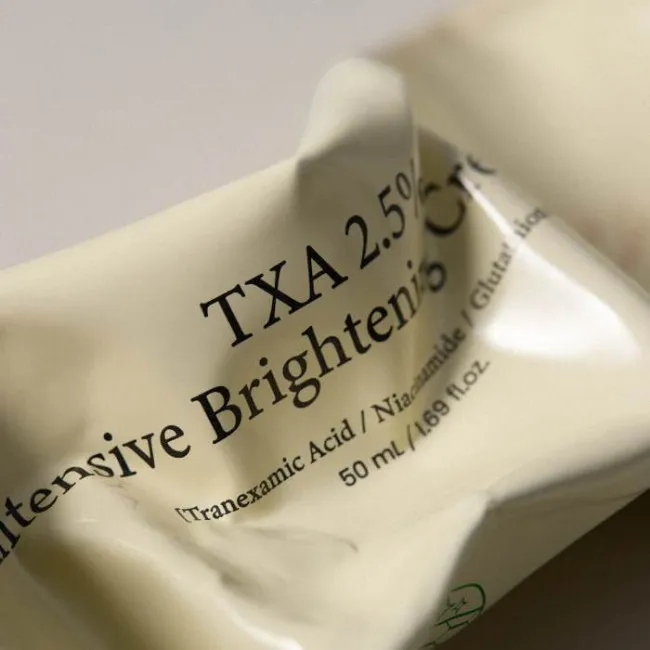 Осветляющий крем с транексамовой кислотой AXIS-Y TXA 2.5% Intensive Brightening Cream Intensive Brightening Cream 3