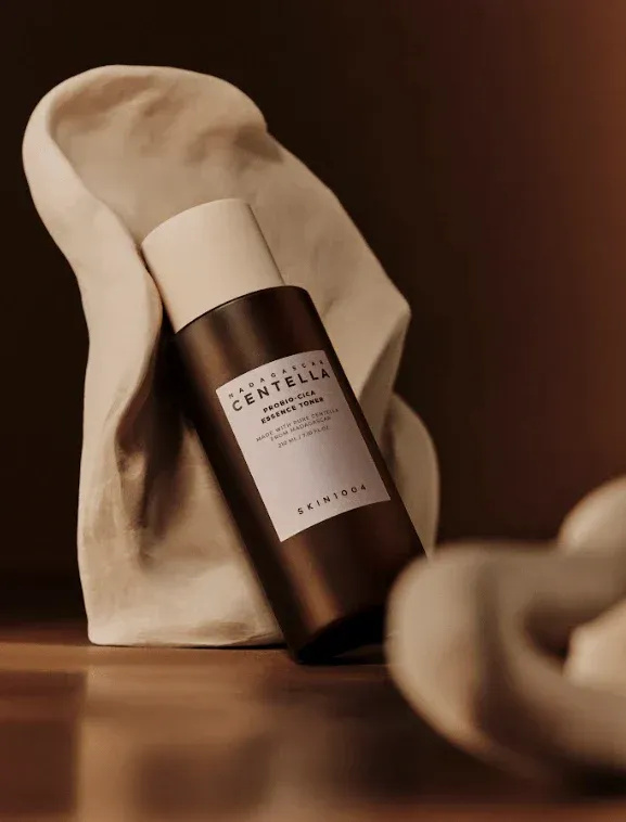 Тонер-эссенция с пробиотиками SKIN1004 Madagascar Centella Probio-Cica Essence Toner SKIN1004 Madagascar Centella Probio-Cica Essence Toner 3