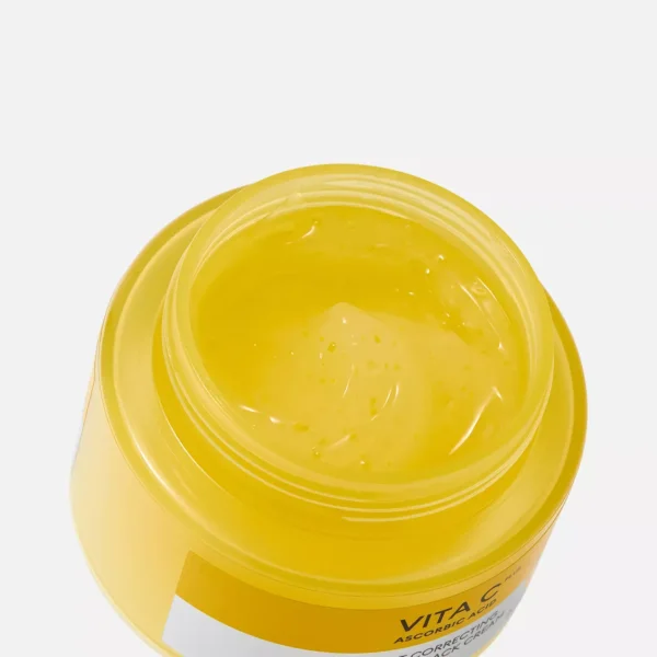 Missha Vita C Spot Correcting Sleeping Pack Cream 2