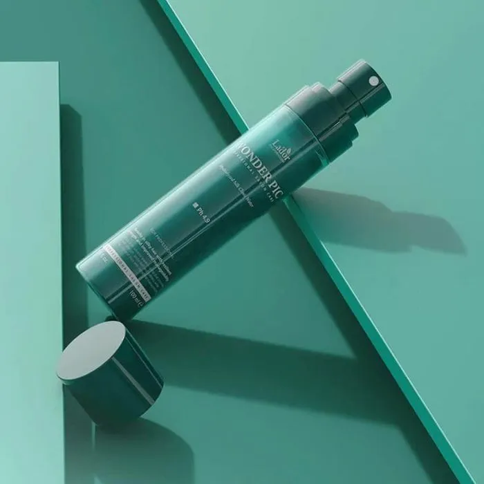 Мист для гладкости и блеска волос с функцией термозащиты Lador Wonder Pick Clinic Water pH 4.9 Lador Wonder Pick Clinic Water pH 4.9 3