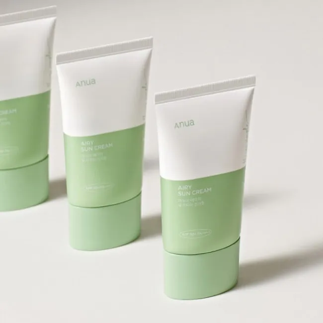 Минеральный солнцезащитный крем для чувствительной кожи Anua Airy Sun Сream SPF50+ PA++++ ream SPF50+ PA++++ 4