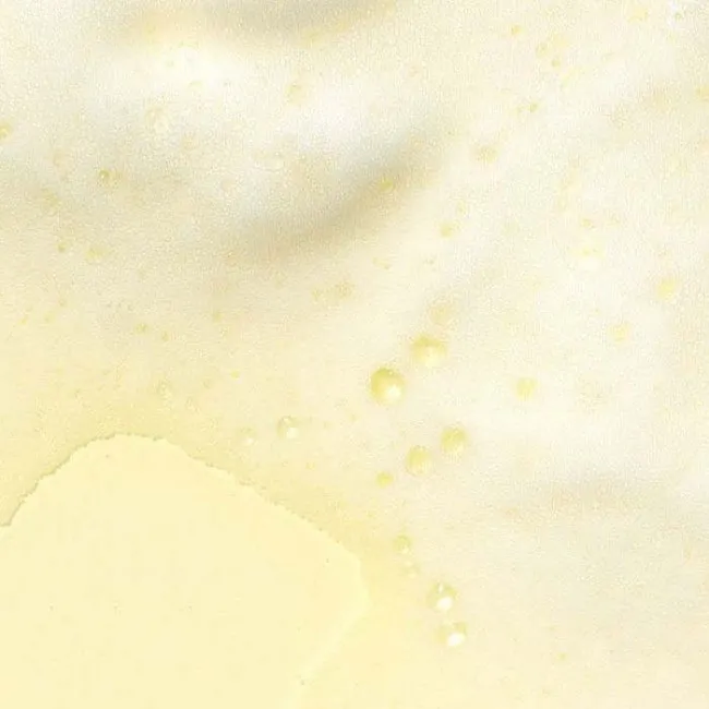 Осветляющая пузырьковая сыворотка с ниацинамидом VT Cosmetics Niacinamide Glutathione Yellow Micro Bubble Serum VT Cosmetics Niacinamide Glutathione Yellow Micro Bubble Serum 3