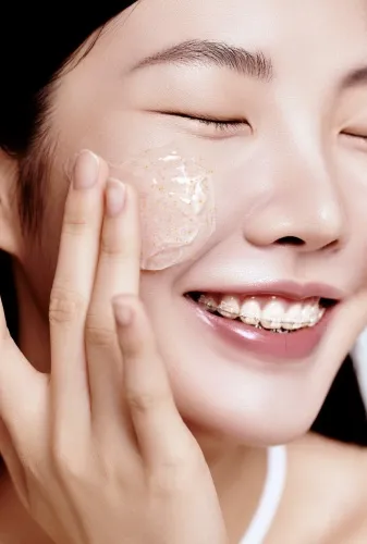 Fraijour Yuzu Honey Anti-Mela Capsule Mask 2