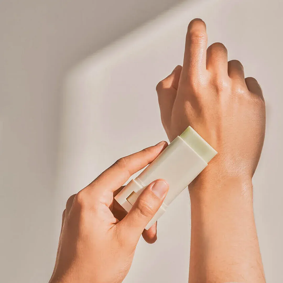 Матирующий солнцезащитный стик Beauty of Joseon Matte Sun Stick Mugwort+Camelia SPF50+ PA++++ Beauty of Joseon Matte Sun Stick Mugwort+Camelia SPF50+ PA++++ 4