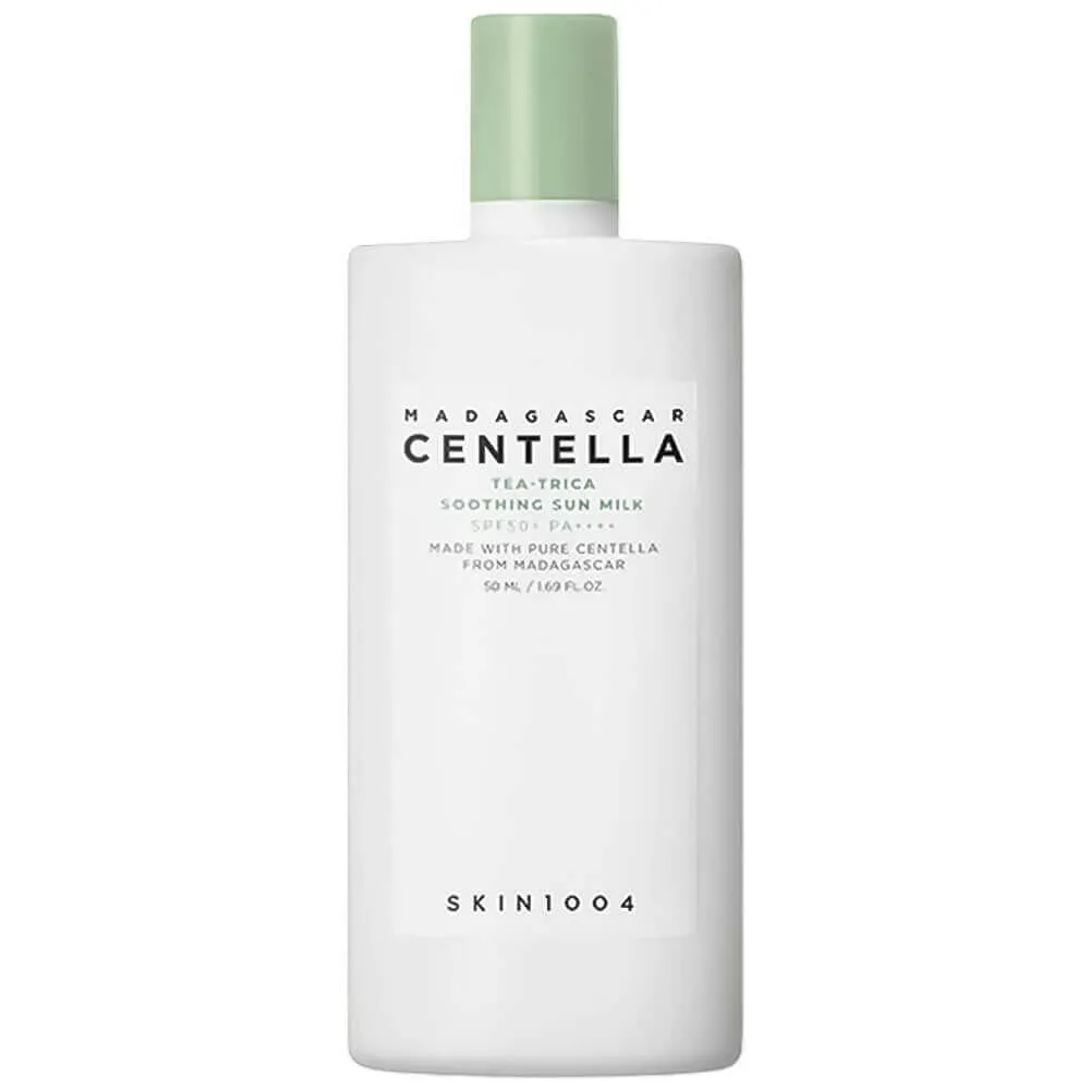 Легкое солнцезащитное молочко с чайным деревом SKIN1004 Madagascar Centella Tea-Trica Soothing Sun Milk SPF50+ PA++++ Легкое солнцезащитное молочко с чайным деревом SKIN1004 Madagascar Centella Tea-Trica Soothing Sun Milk SPF50+ PA++++