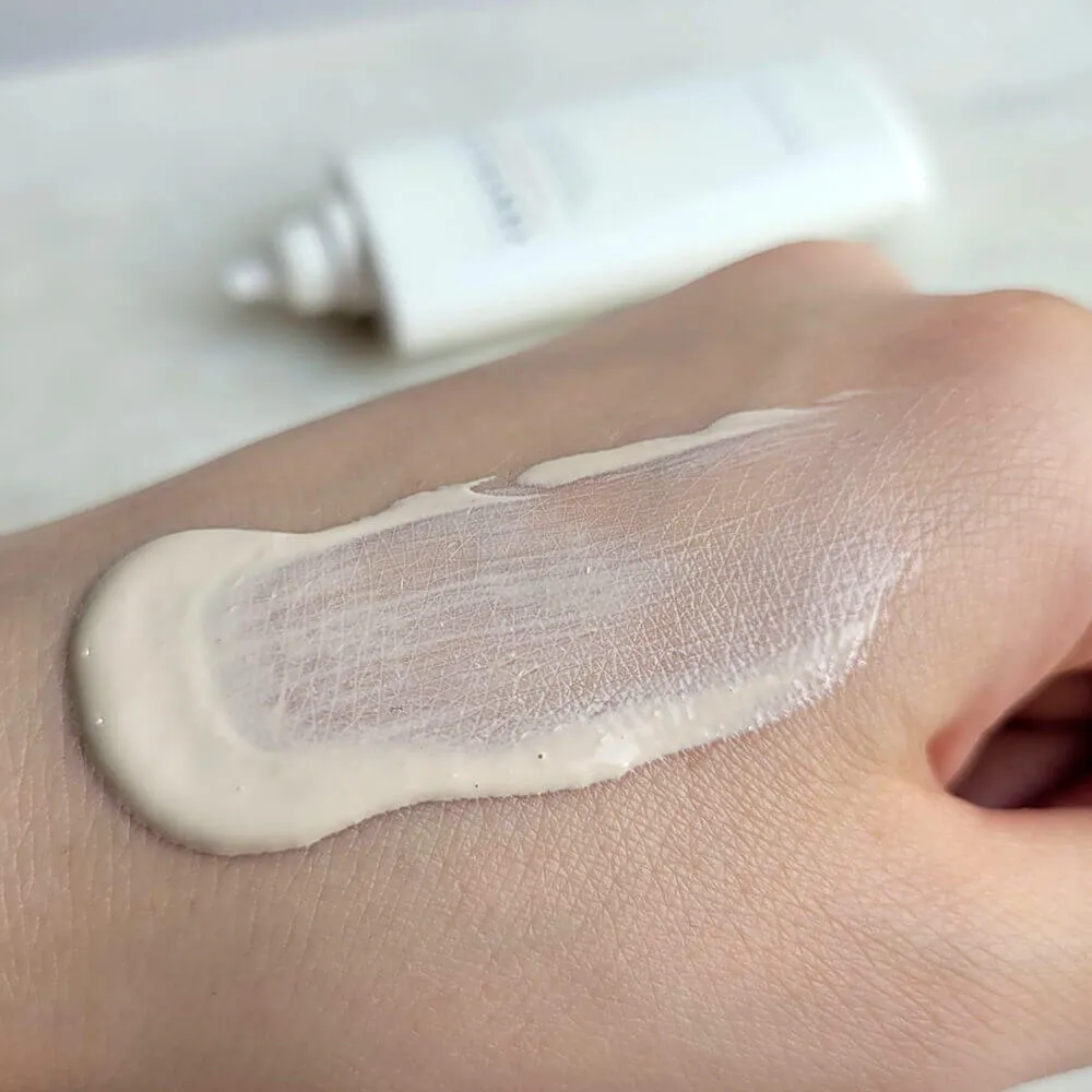 Ультралёгкий санскрин с центеллой SKIN1004 Madagascar Centella Air-Fit Suncream Plus SPF50+ PA++++ SKIN1004 Madagascar Centella Air-Fit Suncream Plus SPF50+ PA++++ 2