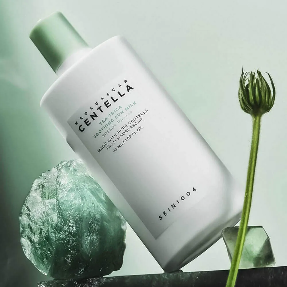 Легкое солнцезащитное молочко с чайным деревом SKIN1004 Madagascar Centella Tea-Trica Soothing Sun Milk SPF50+ PA++++ SKIN1004 Madagascar Centella Tea-Trica Soothing Sun Milk SPF50+ PA++++ 4
