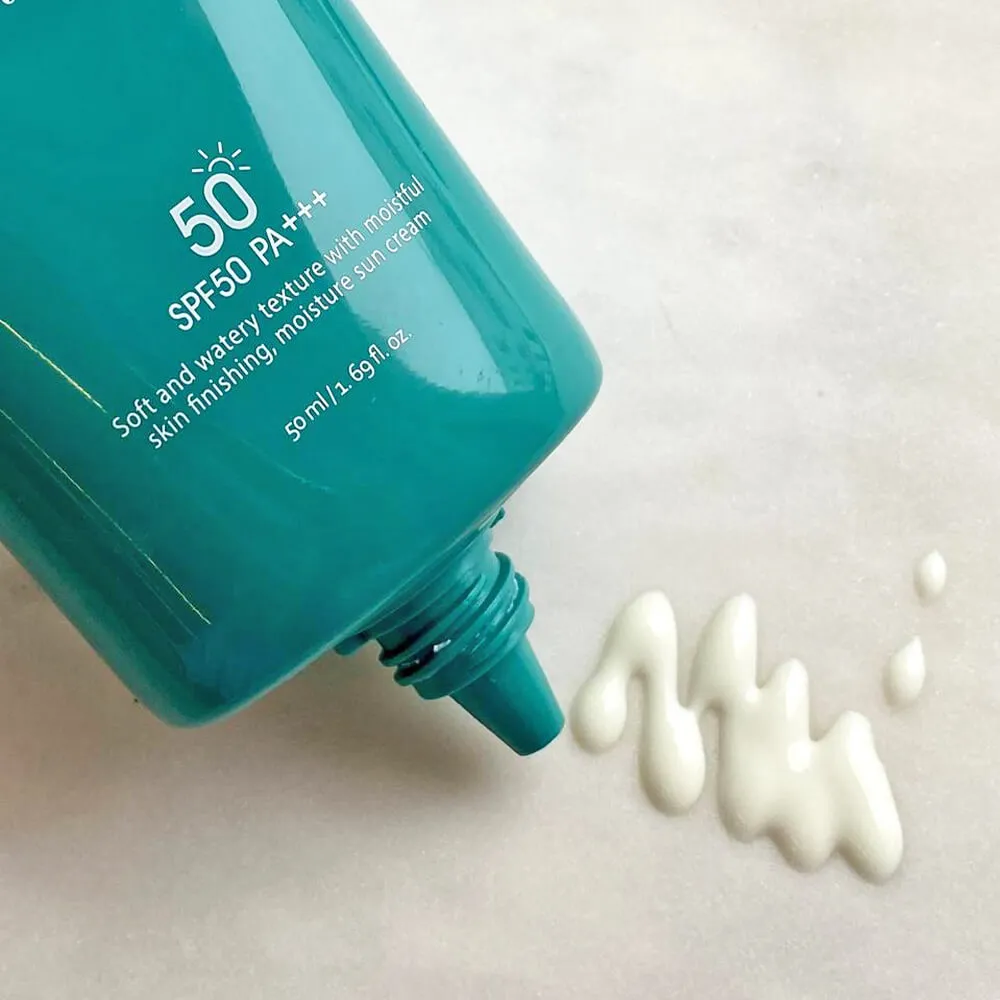 Выравнивающий солнцезащитный крем с экстрактом жемчуга JMsolution Marine Luminous Pearl Sun Cream SPF50+ PA++++ JMsolution Marine Luminous Pearl Sun Cream SPF50+ PA++++ 2