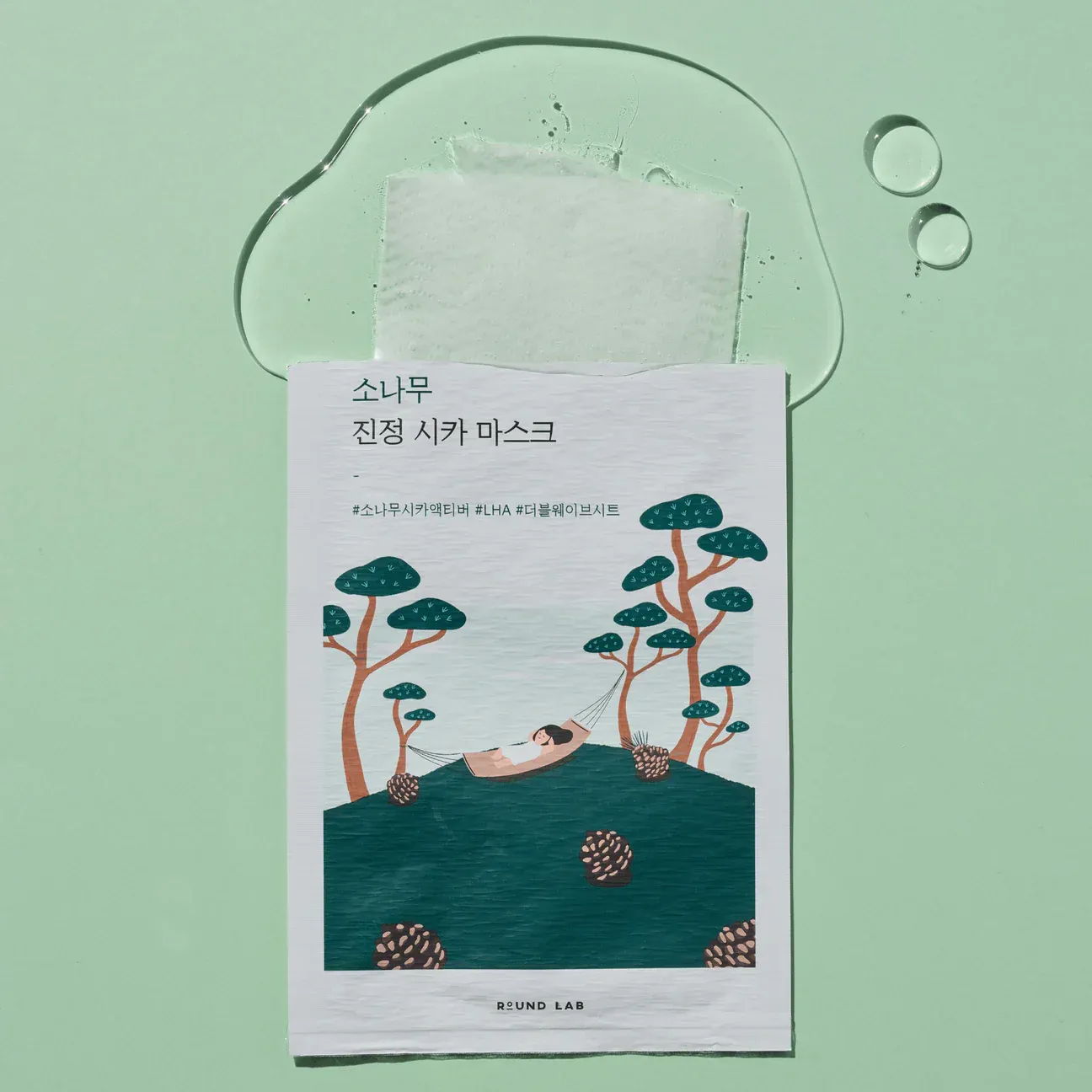 Успокаивающая маска с экстрактами сосны и центеллы Round Lab Pine Calming Cica Mask Sheet Round Lab Pine Calming Cica Mask Sheet 2