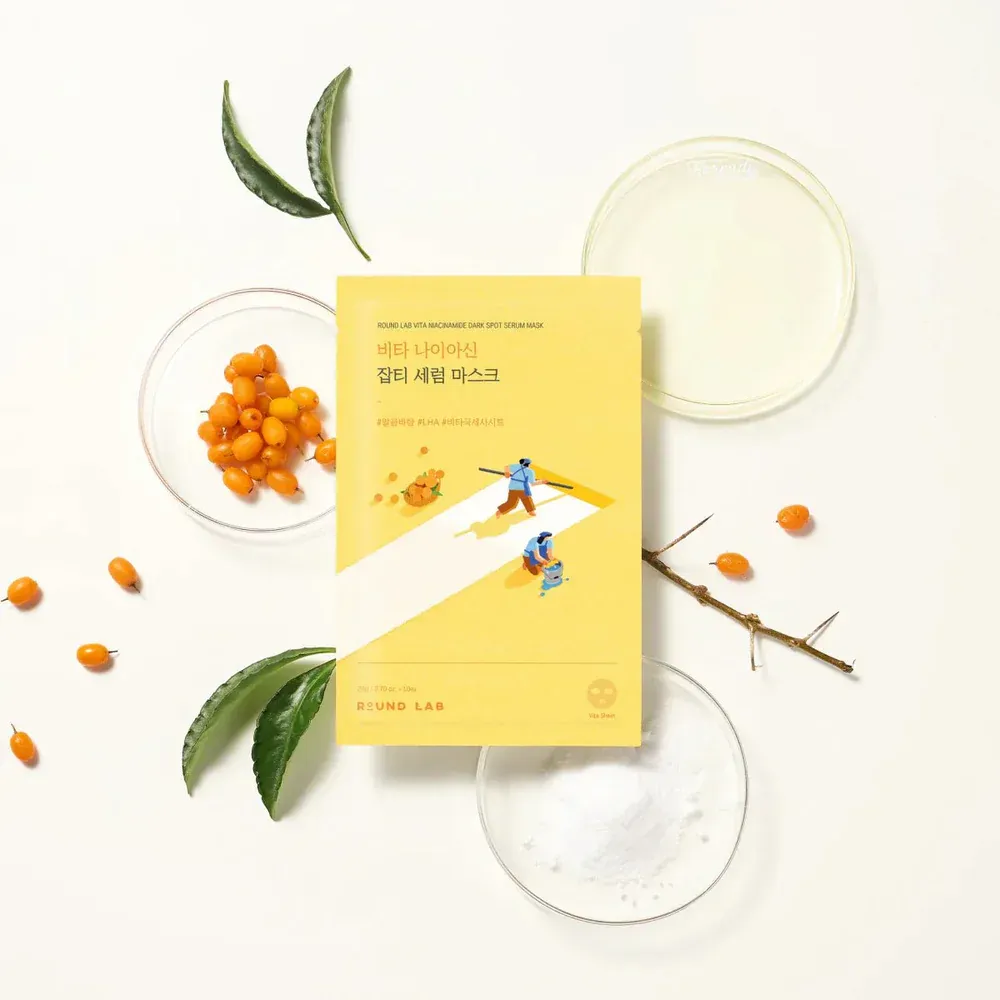 Осветляющая маска с ниацинамидом для ровного тона Round Lab Vita Niacinamide Dark Spot Serum Mask Round Lab Vita Niacinamide Dark Spot Serum Mask 4