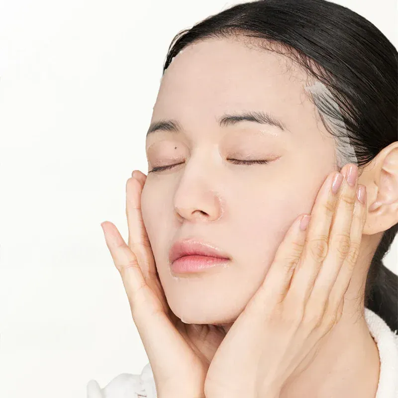 Успокаивающая тканевая крем-маска с ПДРН и ресвератролом Dr. Althea 345 Relief Cream Mask Dr. Althea 345 Relief Cream Mask 3