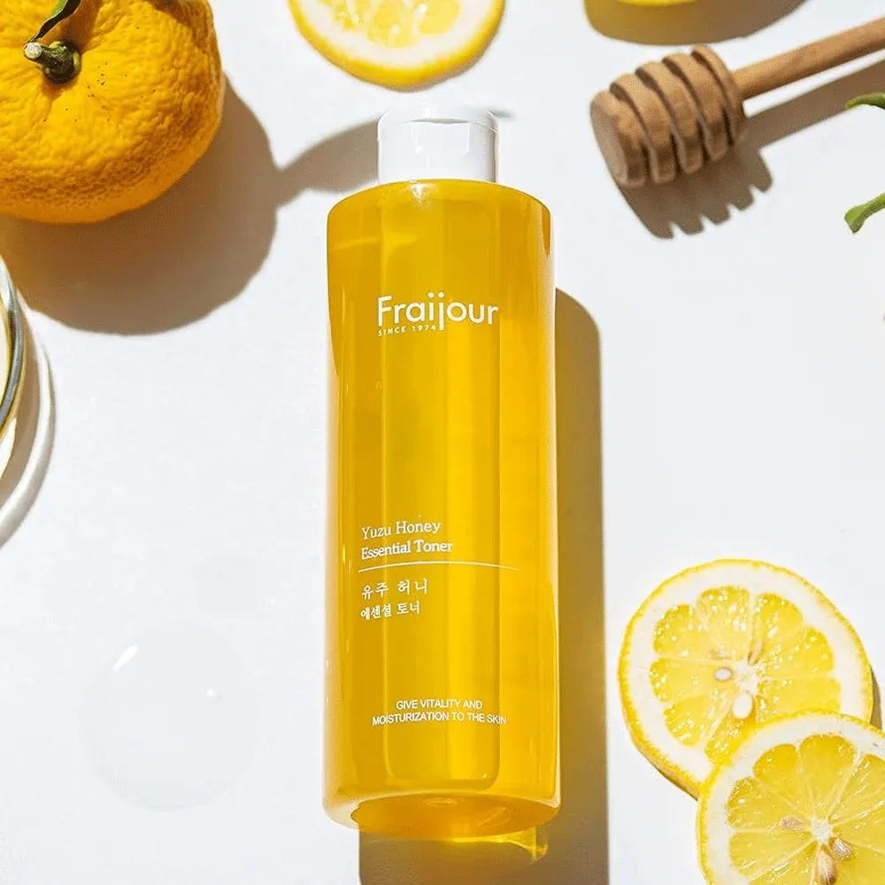 Тонер для сияния кожи с юдзу Fraijour Yuzu Honey Essential Toner Fraijour Yuzu Honey Essential Toner 3